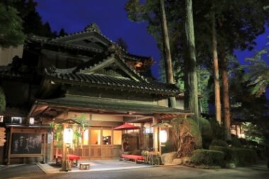 岩田剛典実家・下呂温泉湯之島館