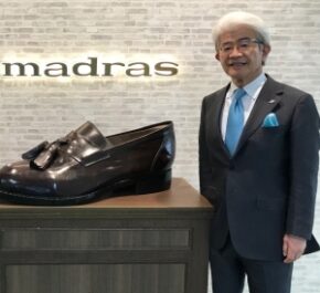 岩田剛典の父親