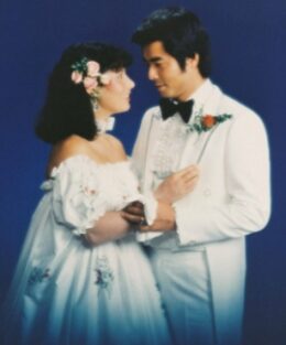 キャシー中島勝野洋結婚式