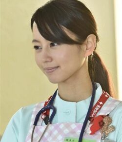 吉川晃司妻は堀北真希似の美女