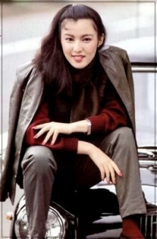 麻倉未稀21歳