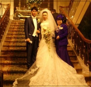 三原じゅん子旦那結婚式