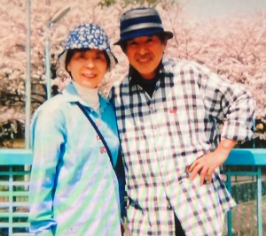 若林豪と妻の写真