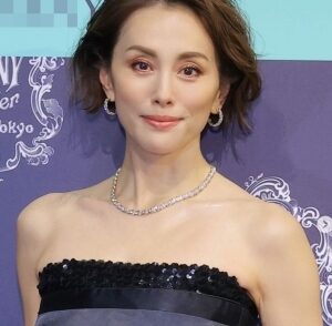 米倉涼子2024年4月