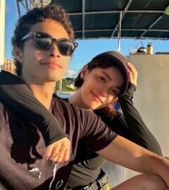 井上芳雄の長男で知念里奈の連れ子