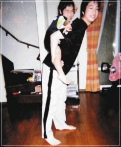 伊藤美誠水谷おんぶ