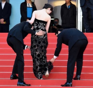 唐田えりかレッドカーペット