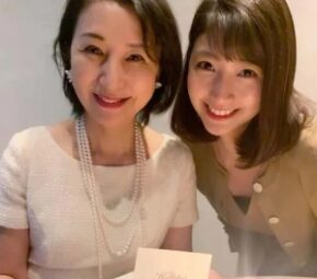 三田友梨佳母親