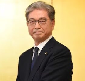 三田友梨佳父親