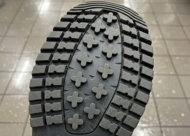 滑らない靴　底　見出し