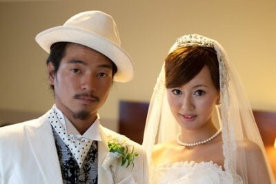 國母和宏妻智恵の結婚式画像