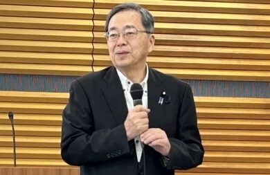 斉藤鉄夫妻娘見出し