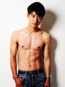 辻本達規筋肉　写真