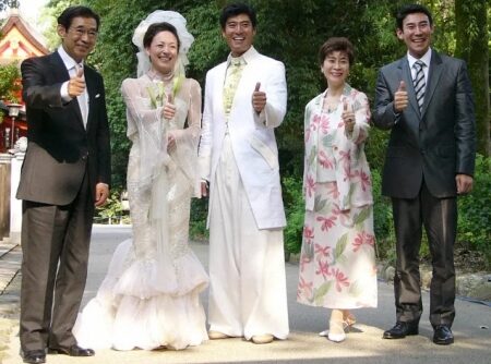 高嶋政宏と妻シルビア結婚式