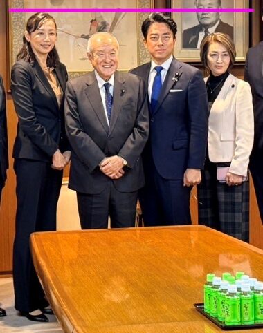 原澤敦美と小泉進次郎・三原じゅん子・鈴木俊一